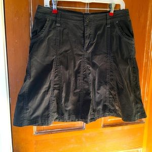 KUHL Skirt Womens 6 Black Splash Flare Outdoor Quick Dry Pockets Active Hiking